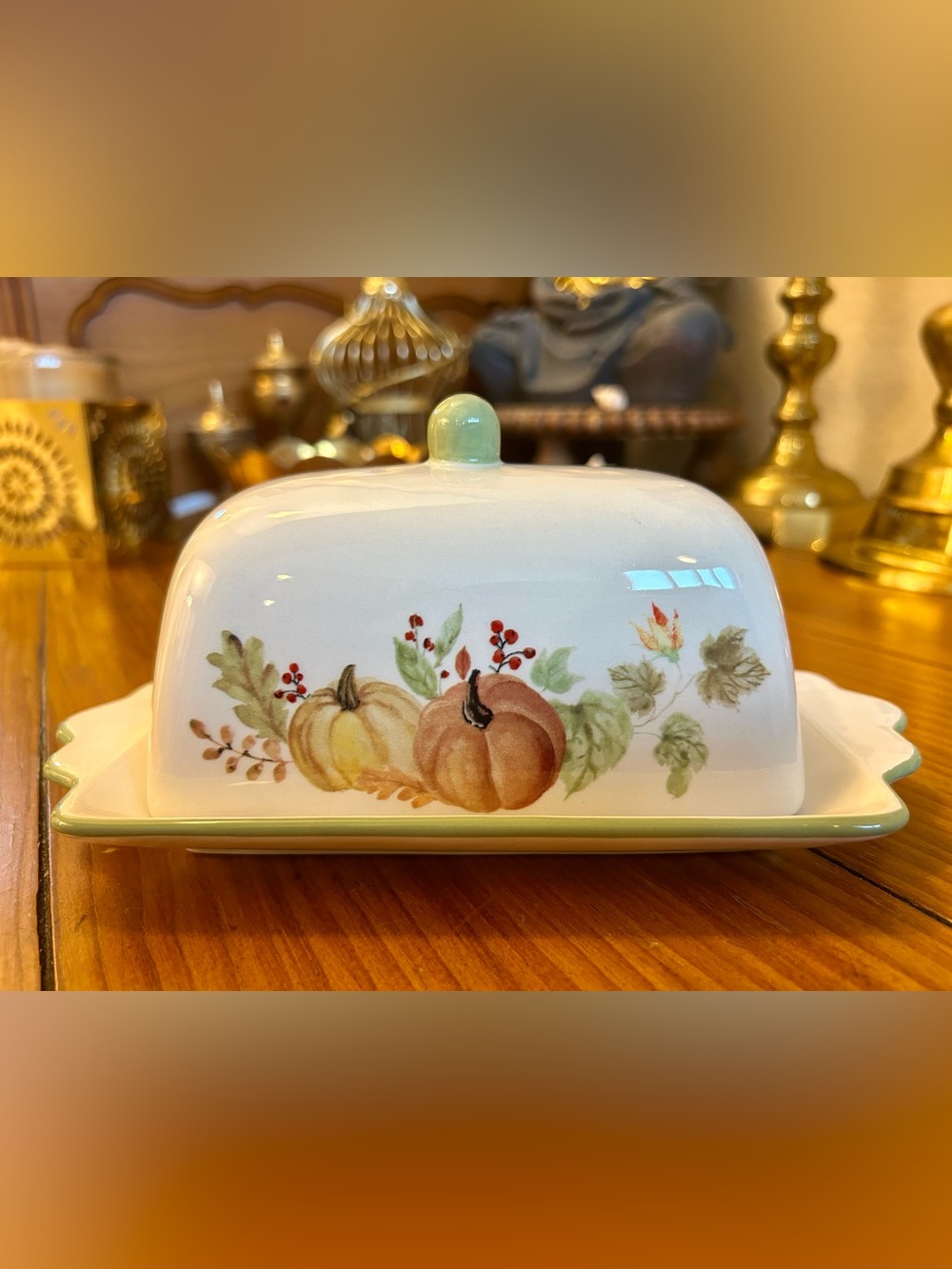 Beautiful Potter’s Studio butter dish for fall thanksgiving decor euc